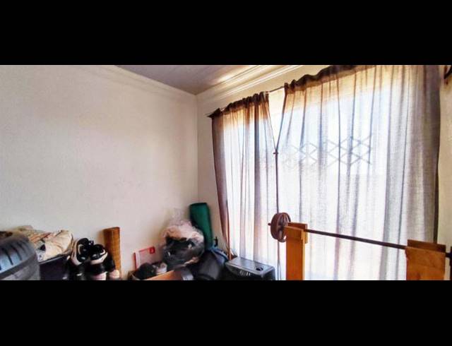 3 BEDROOM HOUSE FOR SALE IN MAPLETON